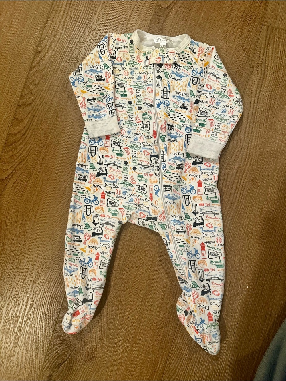 NWOT Joy Street 0-3M long Sleeve Cape Cod Print One-Piece Zipper Footie